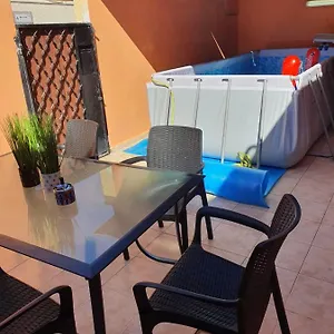 ספר כאן
