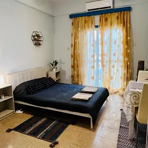 Homestay Past Or Tail, Larnaca
